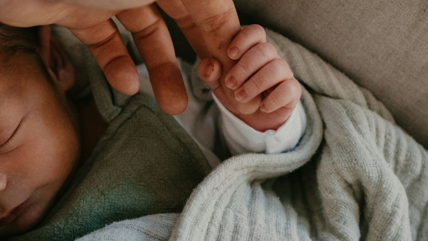 Primi mesi: cosa serve davvero (e cosa puoi evitare)